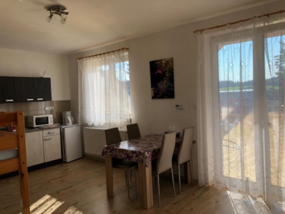 Apartmany Eva 弗林布尔克 外观 照片