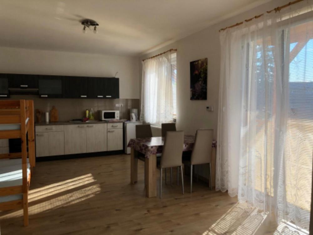 Apartmany Eva 弗林布尔克 外观 照片